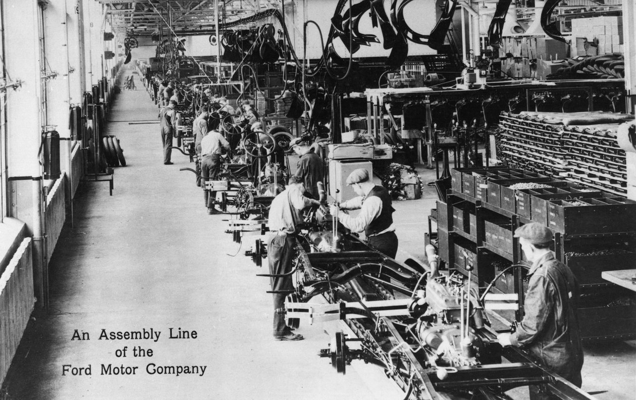 Linia montażowa w Ford Motor Company, ok. 1910-20 autorstwa American Photographer