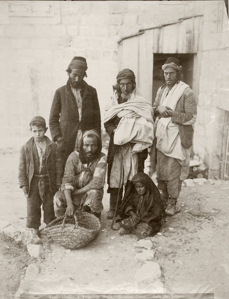Grupa Żydów jemeńskich, ok.1898-1911 autorstwa American Photographer