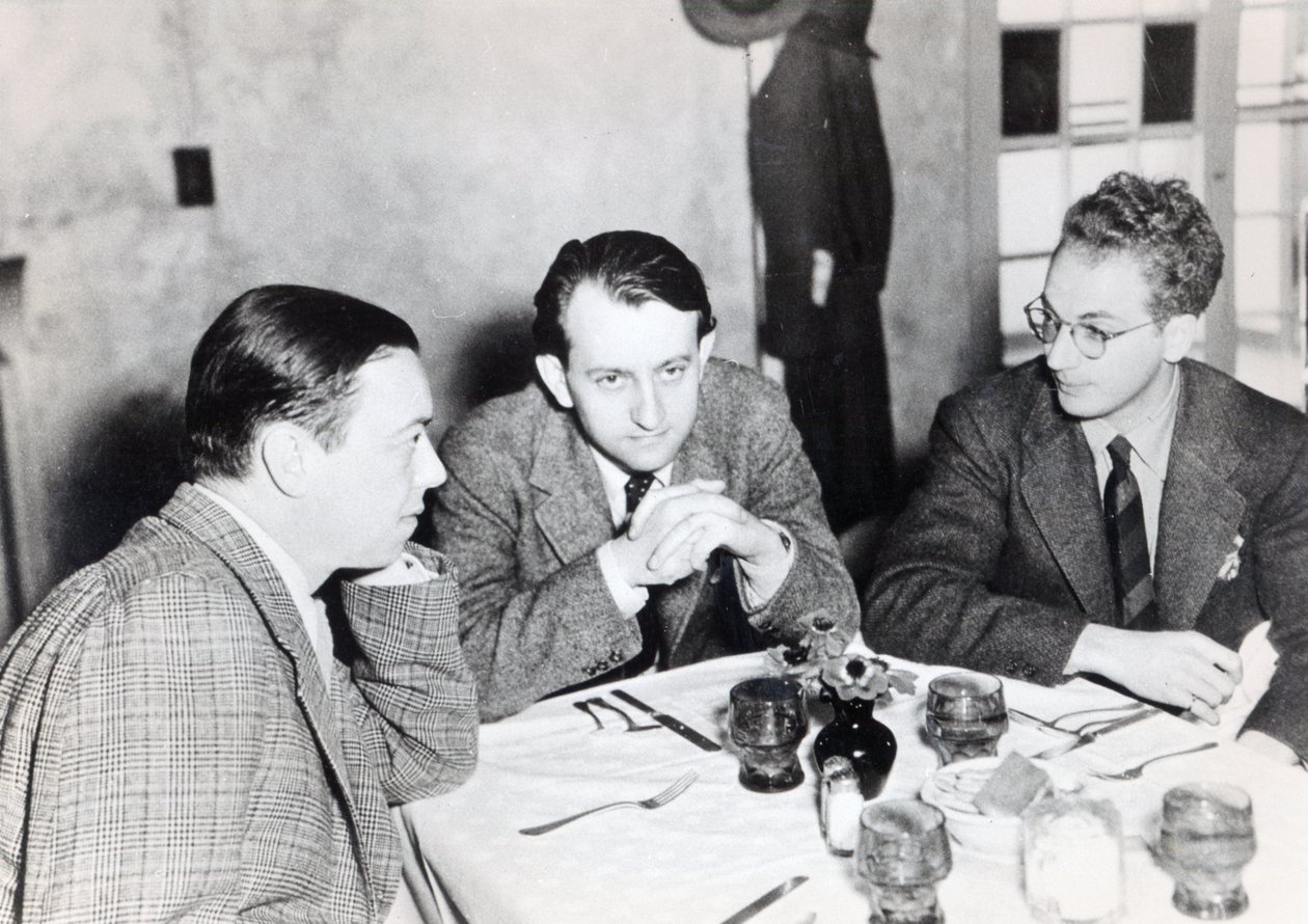 Robert Florey, Andre Malraux i Clifford Odets, 1937 autorstwa American Photographer