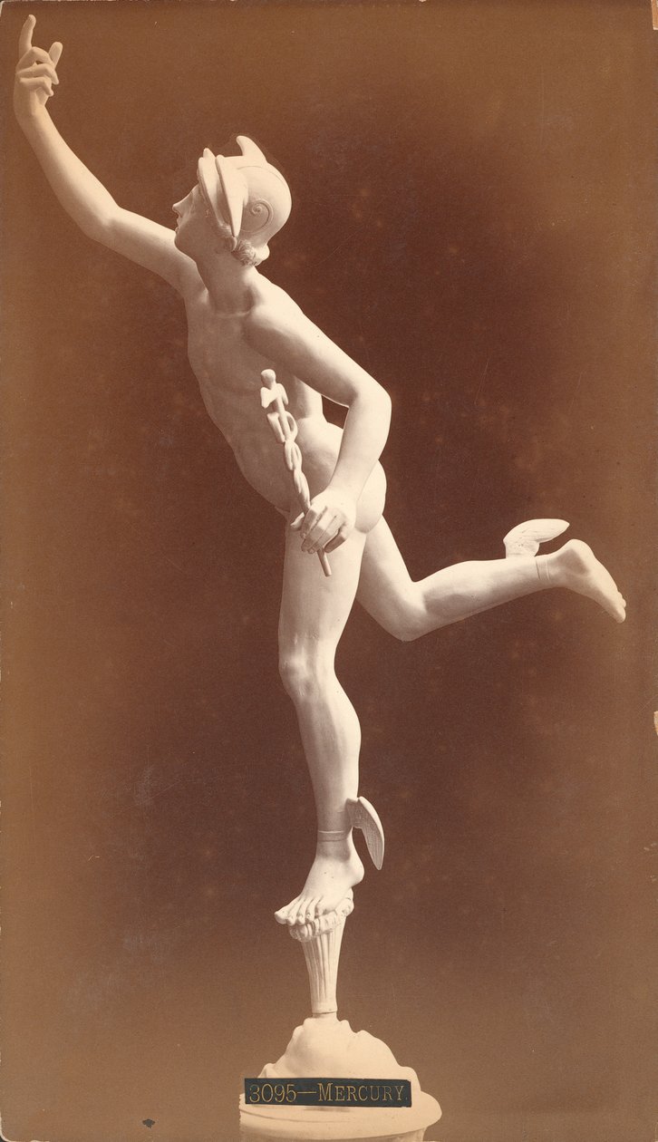 Posąg rzymskiego boga Merkurego (odbitka srebrna) autorstwa American Photographer