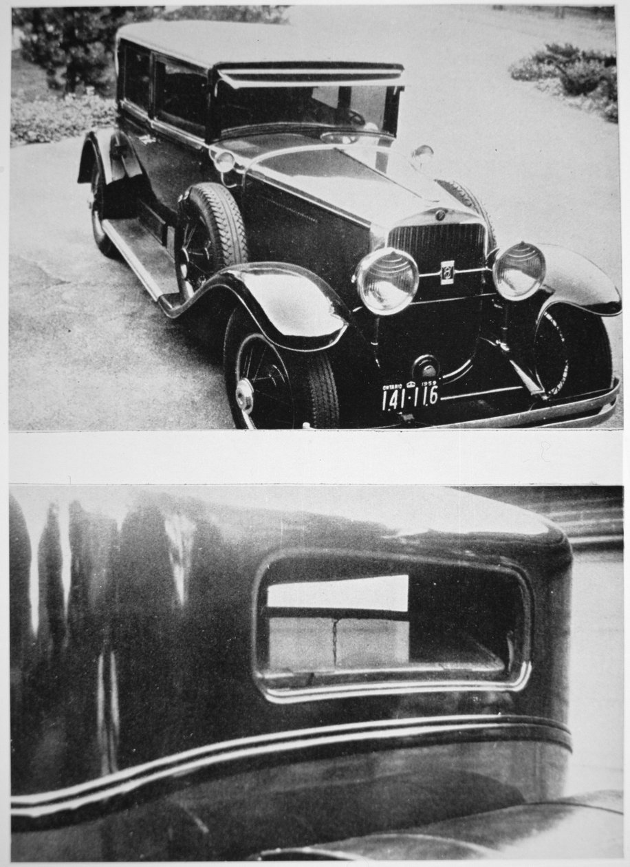 Cadillac pancerny Al Capone (1899-1947) (zdjęcie czarno-białe) autorstwa American Photographer