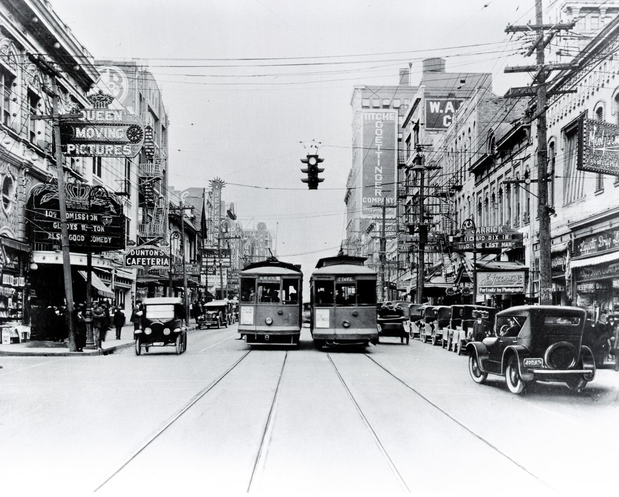 Ulica Wiązów, Dallas 1922 autorstwa American Photographer