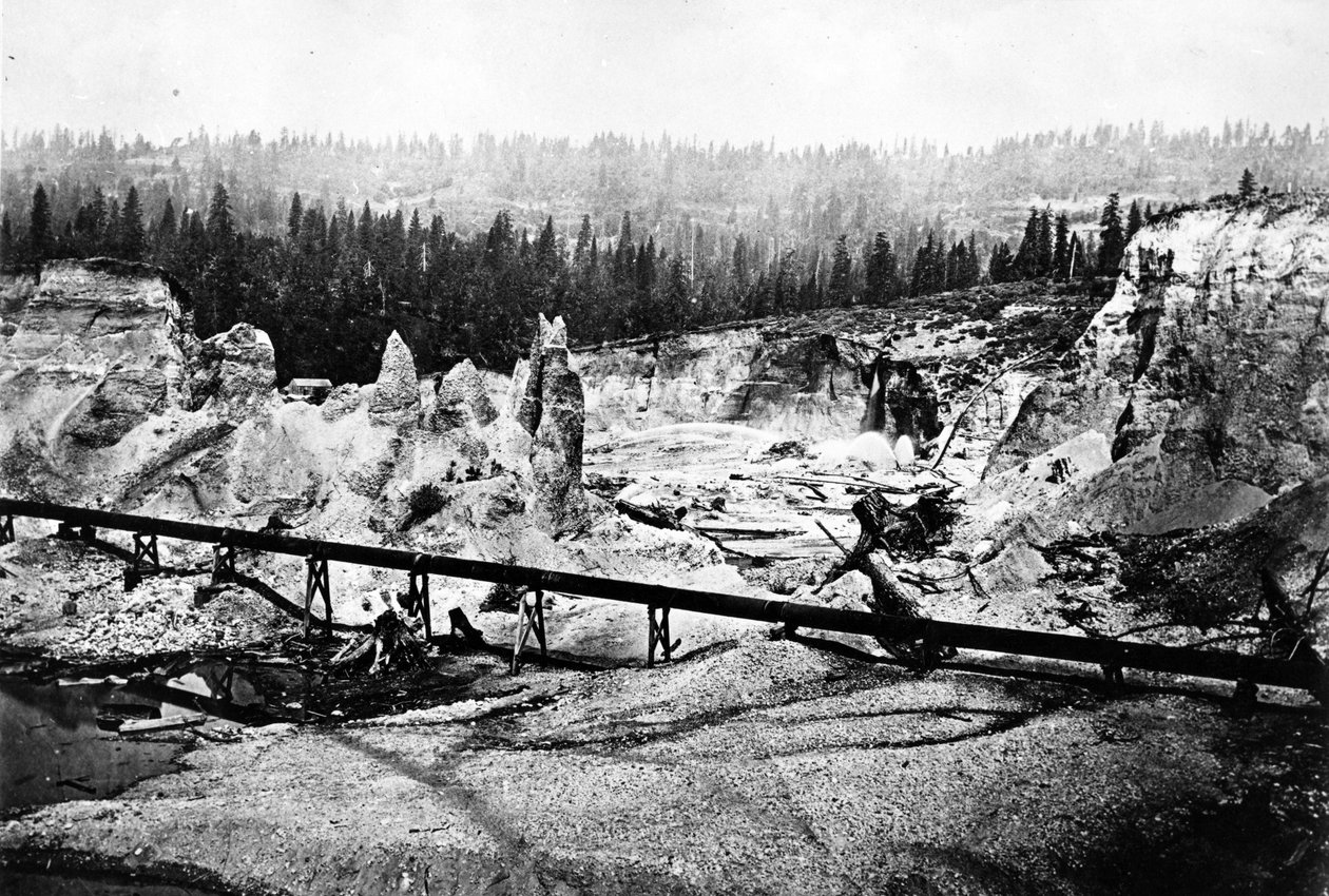 Górnictwo hydrauliczne, c.1860-80 autorstwa American Photographer