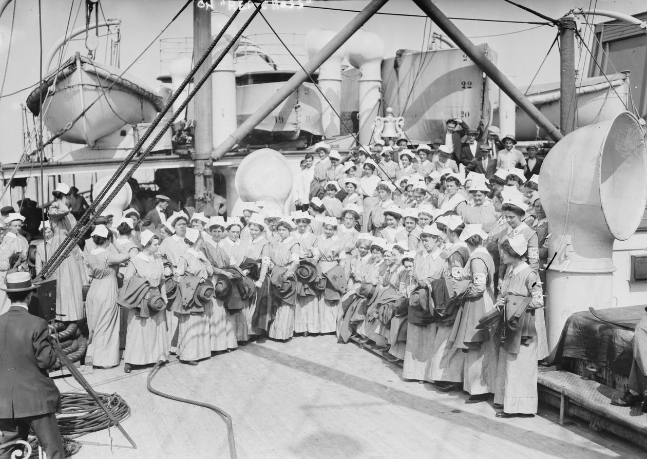 O Czerwonym Krzyżu, 1914 autorstwa American Photographer
