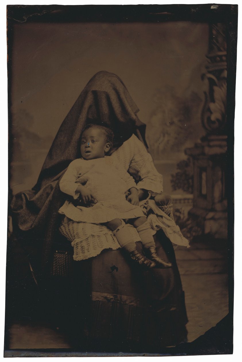 Portret ukrytej kobiety z dzieckiem, ok. 1875 (zdjęcie) autorstwa American Photographer