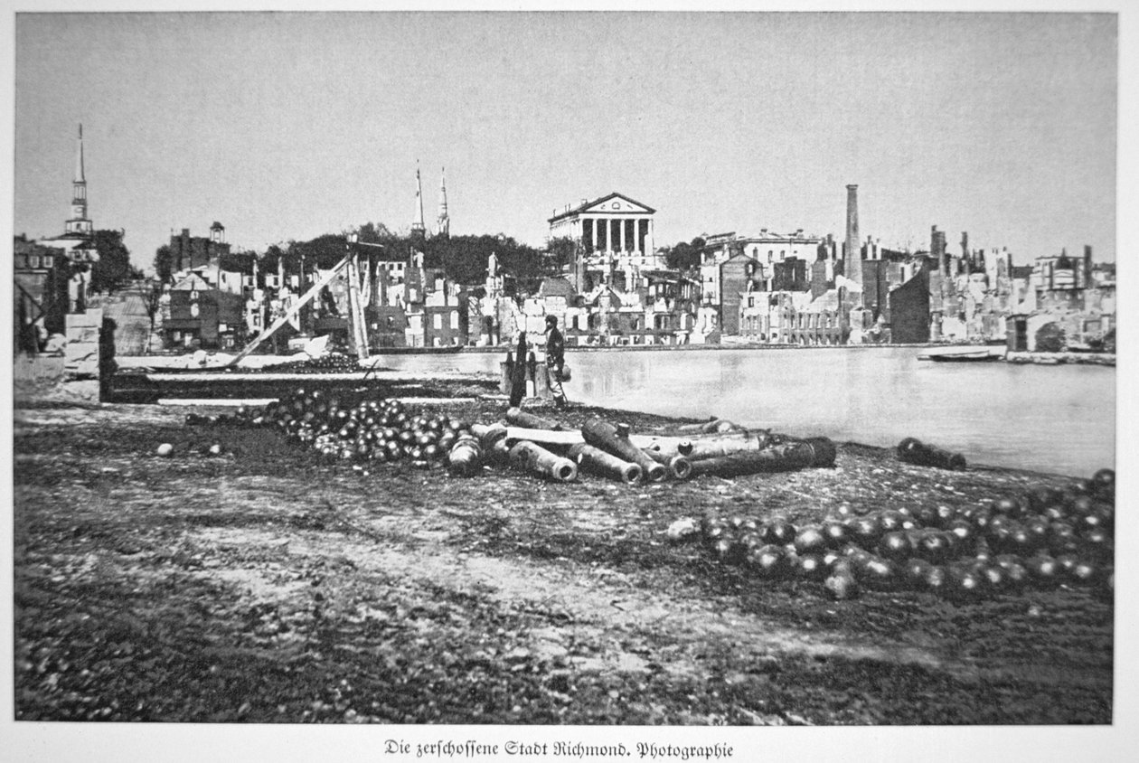 Zrujnowane miasto Richmond w stanie Wirginia pod koniec wojny (zdjęcie czarno-białe) autorstwa American Photographer
