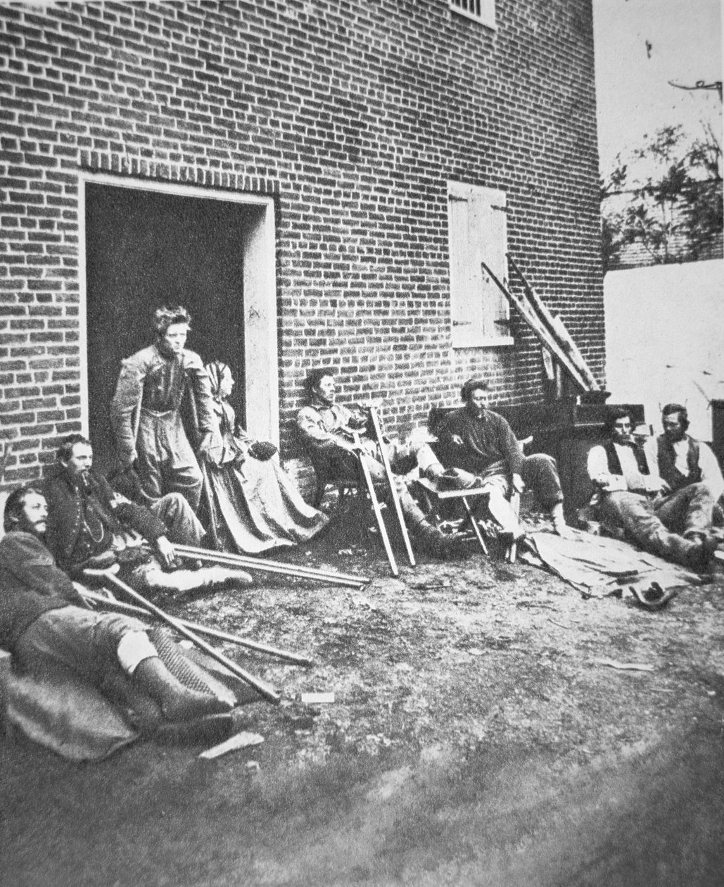 Ranni żołnierze po bitwie pod Chancellorsville, maj 1863 (zdjęcie czarno-białe) autorstwa American Photographer