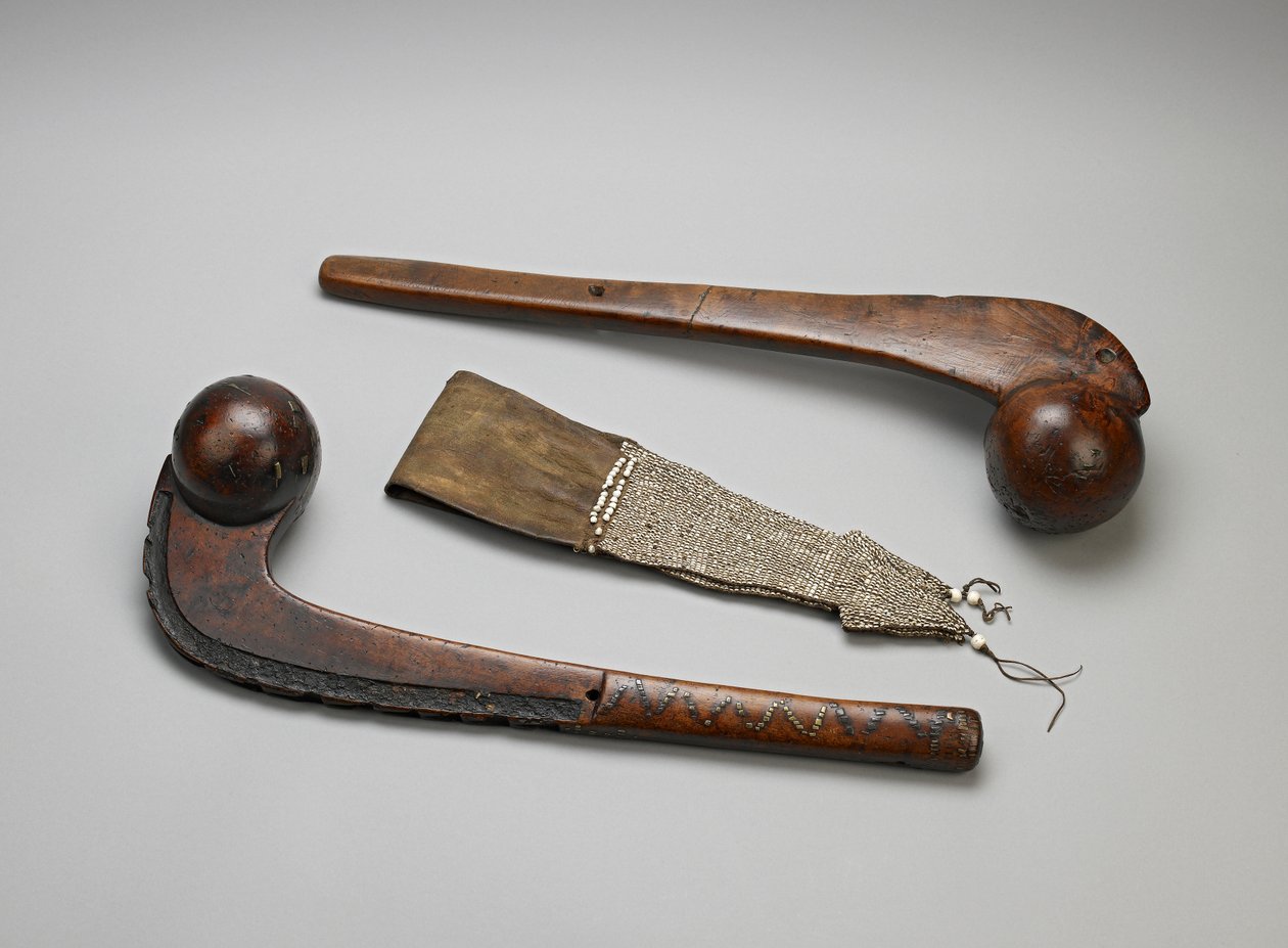 Kije Tomahawk z główką kulkową (drewno i mosiądz) autorstwa American School