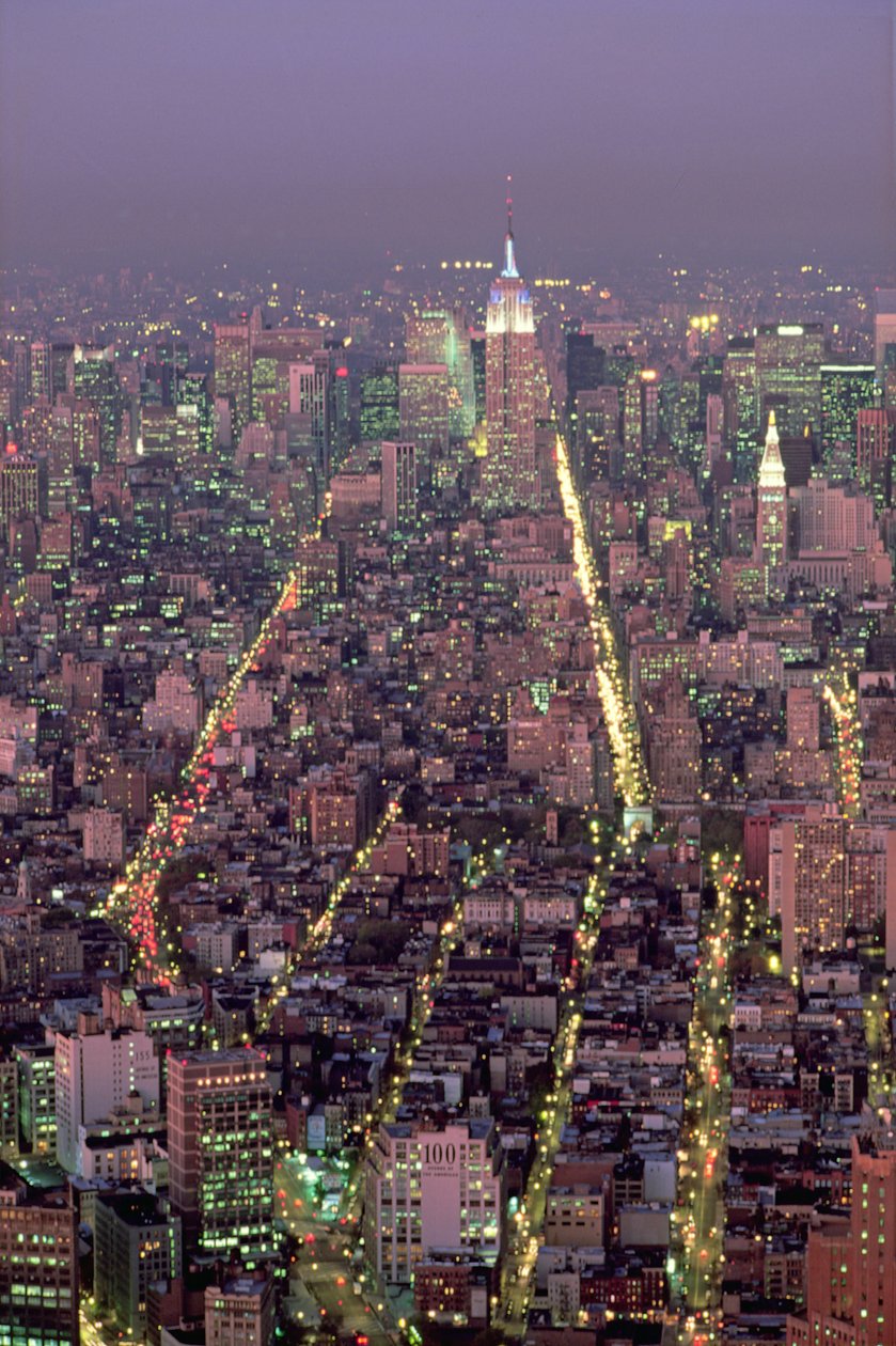 Manhattan nocą autorstwa American School