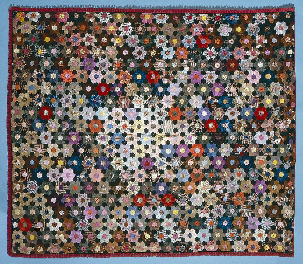 Kołdra z puzzlami optycznymi, 1854 (jedwab) autorstwa American School
