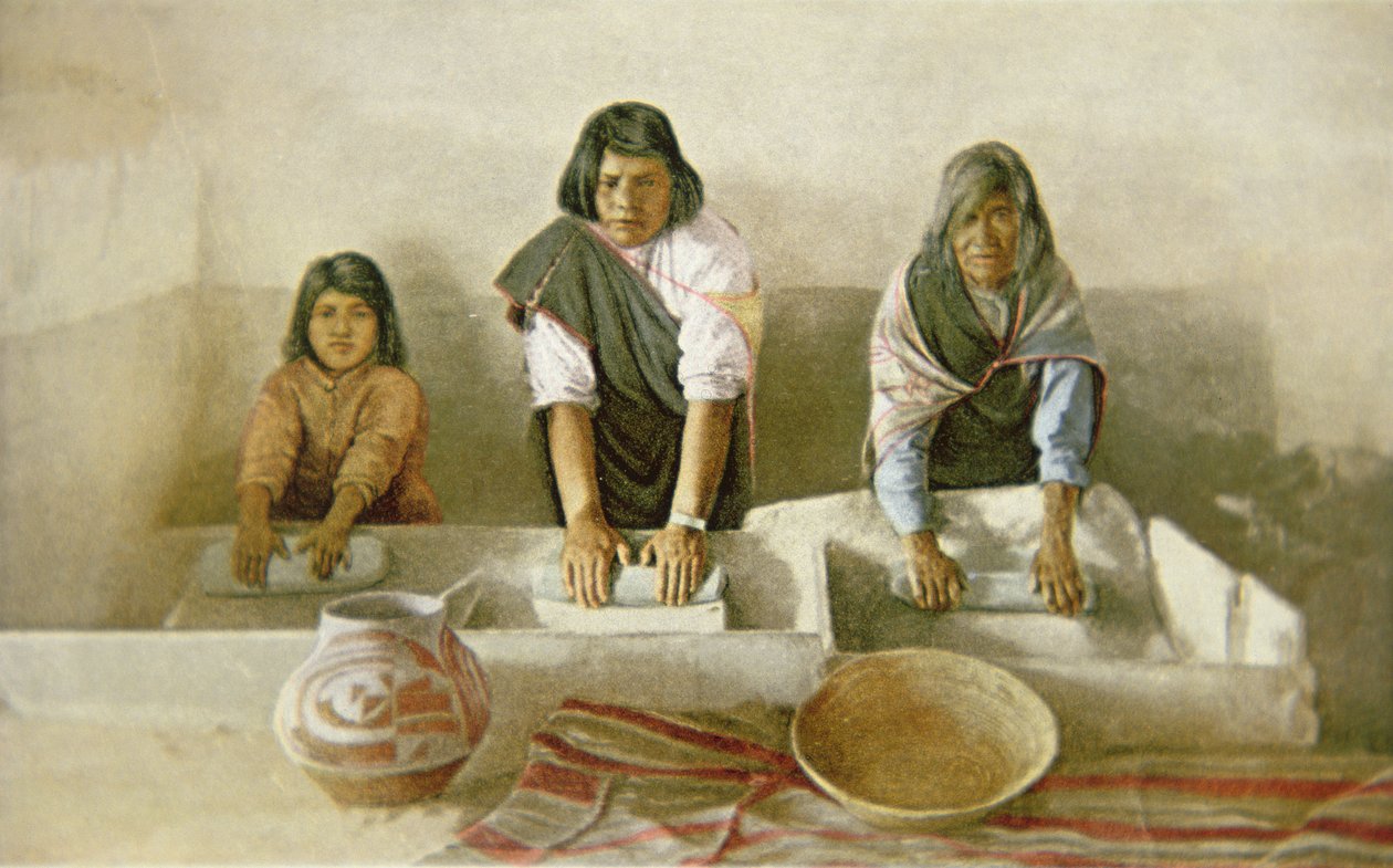 Kobiety mielące kukurydzę, Pueblo of Laguna, ok. 1905 (kolor lito) autorstwa American School
