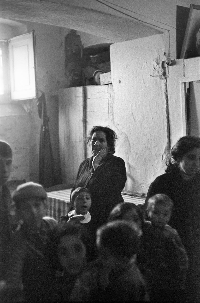 CROTONE - DOM PORTMANA autorstwa Ando Gilardi