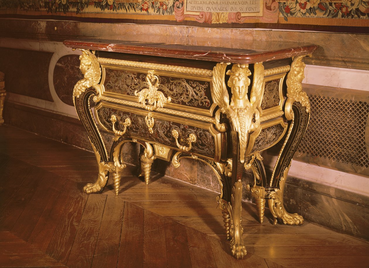 Komoda Mazarine (drewno, brąz i marmur) autorstwa Andre Charles Boulle
