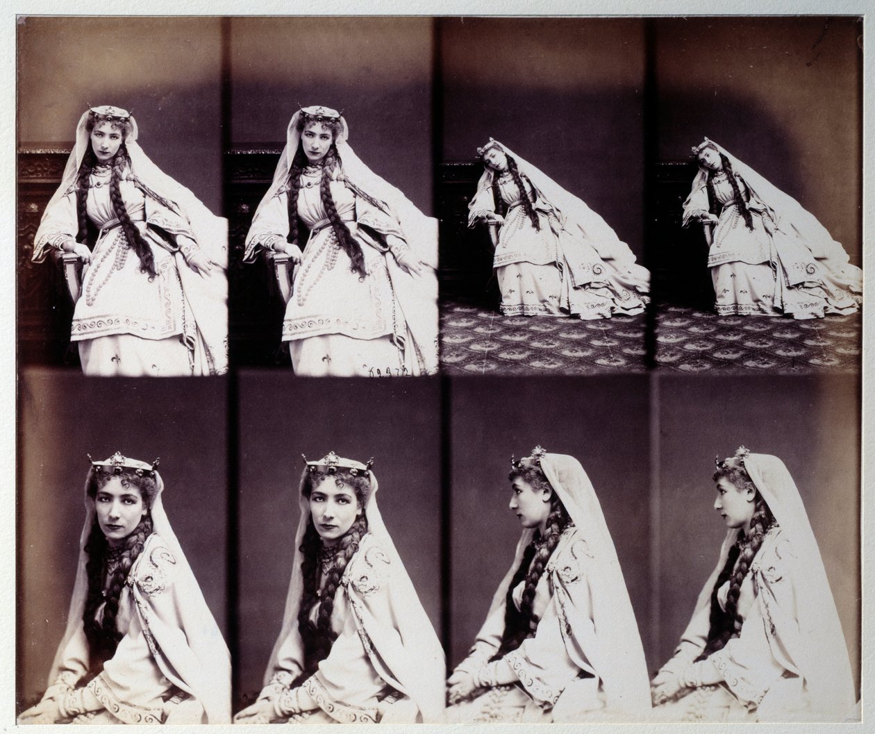 Portret Henriette Rosine Bernard dit Sarah Bernhardt (1844-1923) w stroju scenicznym autorstwa Andre Adolphe Eugene Disderi
