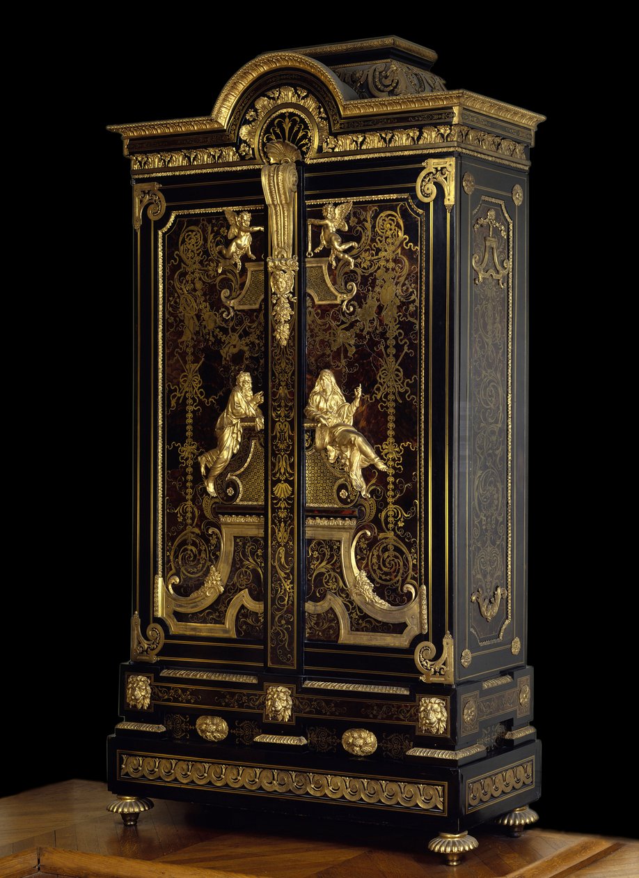 Meble w stylu Ludwika XIV (1661-1715): szafa zdobi figury Aspazji i Sokratesa wykonane z dębu, ebeny i złocenia przez Andre Boulle (1642-1732) Vers 1710 Paris. Muzeum w Luwrze autorstwa Andre Charles Boulle