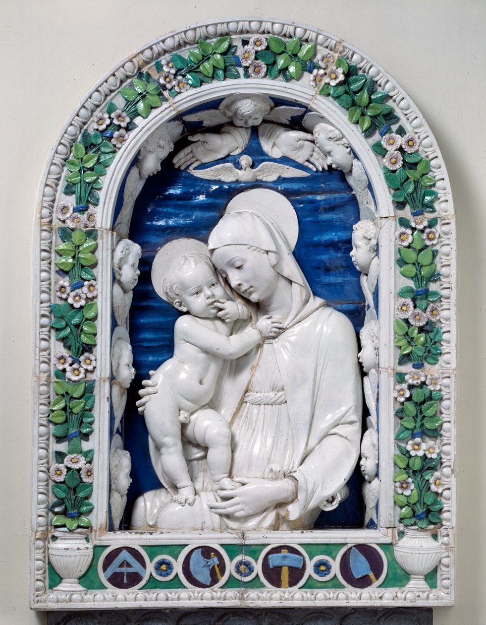 Madonna z Dzieciątkiem (Madonna Architektów) (terakota glazurowana) autorstwa Andrea Della Robbia