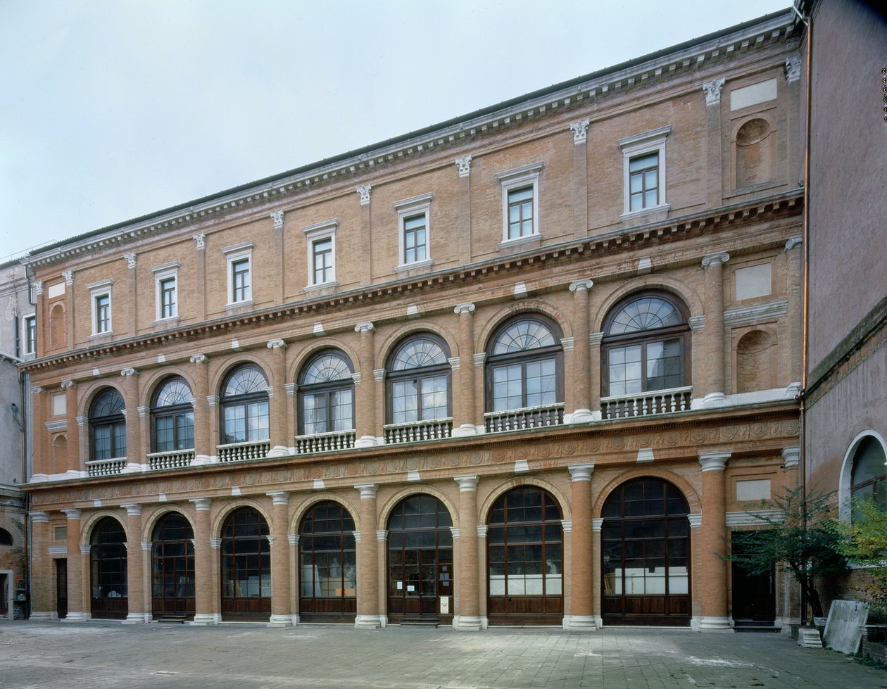 Pozostałe skrzydło klasztoru, obecnie Akademia Sztuk Pięknych, zbudowane 1552 autorstwa Andrea Palladio
