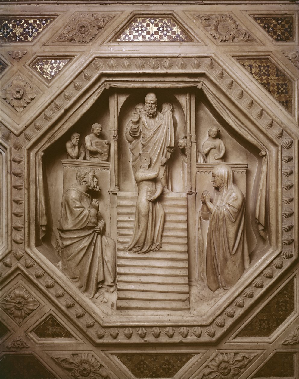 Ofiarowanie Matki Boskiej w Świątyni, fragment podstawy Przybytku, 1349-59 (marmur) autorstwa Andrea di Cione Orcagna