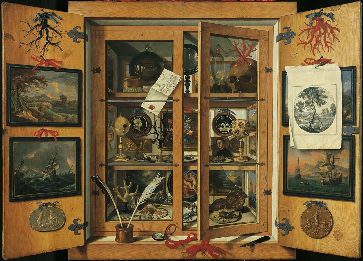 Gabinet osobliwości (ze szklanymi drzwiami) z różnymi przedmiotami autorstwa Andrea Dominico Remps (1621-1699). autorstwa Andrea Domenico Remps