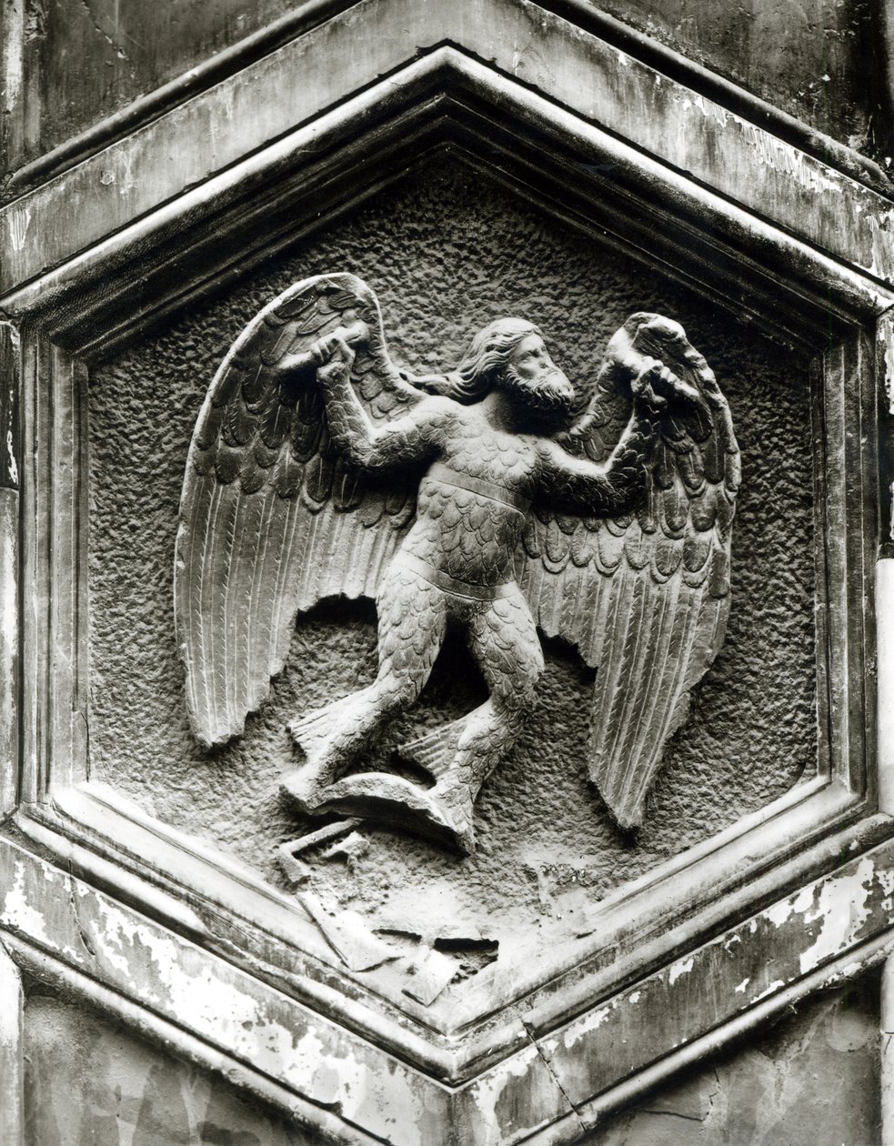 Dedal, dekoracyjny relief z dzwonnicy, Florencja, ok. 1348-50 (marmur) (zdjęcie czarno-białe) (zob. też 103681) autorstwa Andrea Pisano