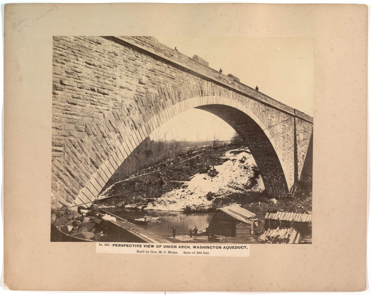 302. Widok perspektywiczny Union Arch, Washington Aqueduct, ok. 1861-1865 (zdjęcie w sepii) autorstwa Andrew Joseph Russell