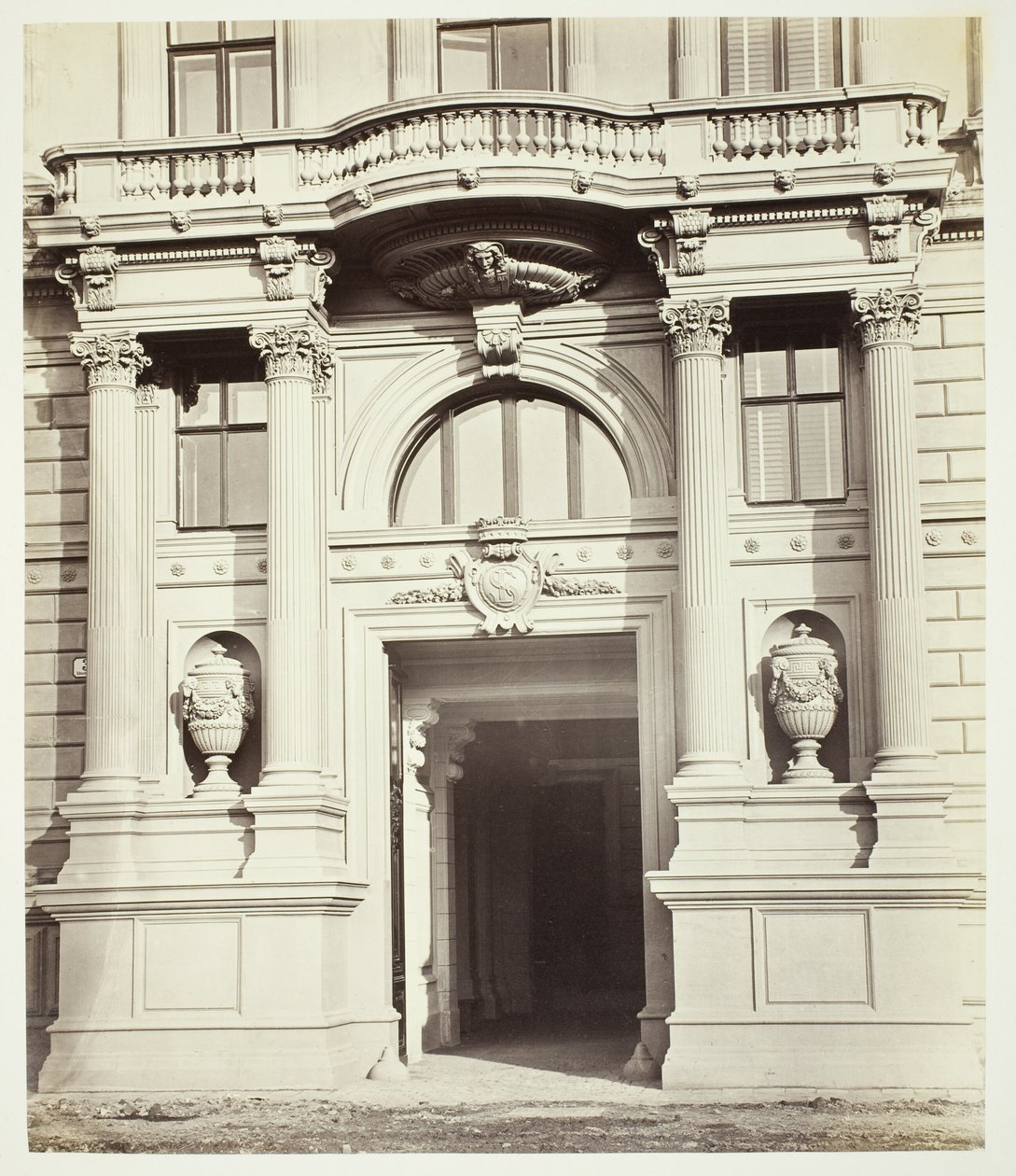 Albrechtsgasse nr 3, portal w rezydencji Friedricha Rittera von Schey autorstwa Anonymous