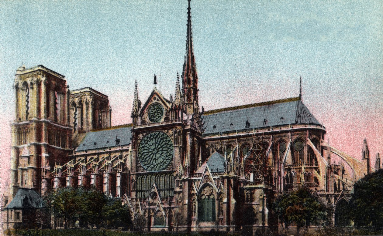 Paryż: zewnętrzny widok na katedrę Notre Dame (Notre-Dame), strona południowa. Gotycka architektura. Zdjęcie z 1920 roku w „Albumie Artystycznym” miasta Paryża. Prywatna kolekcja. autorstwa Anonymous Anonymous