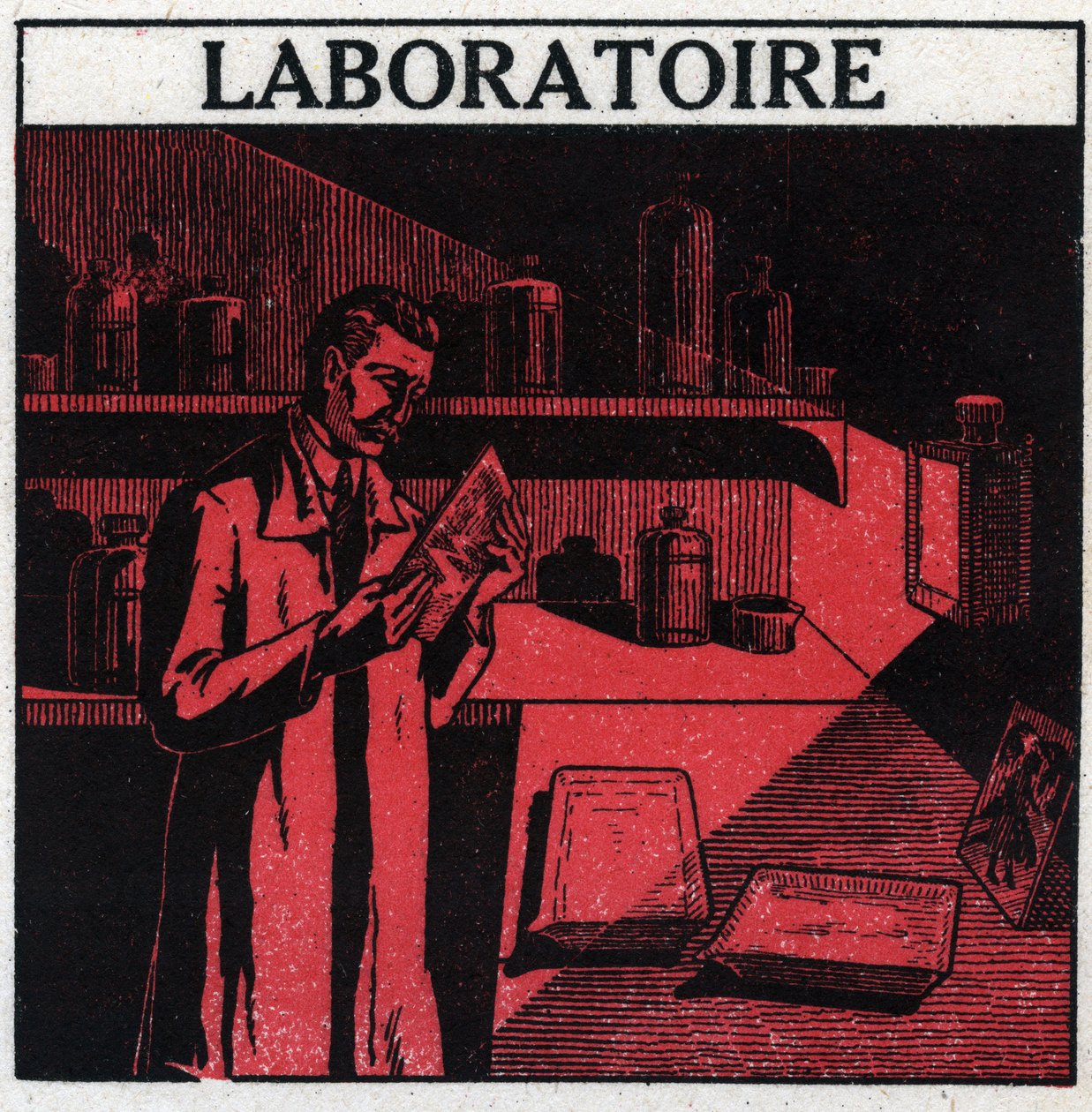 Fotografia: fotograf w swoim laboratorium do wywoływania zdjęć. Anonimowa ilustracja z 1925 r. Ze zbiorów prywatnych. autorstwa Anonymous Anonymous
