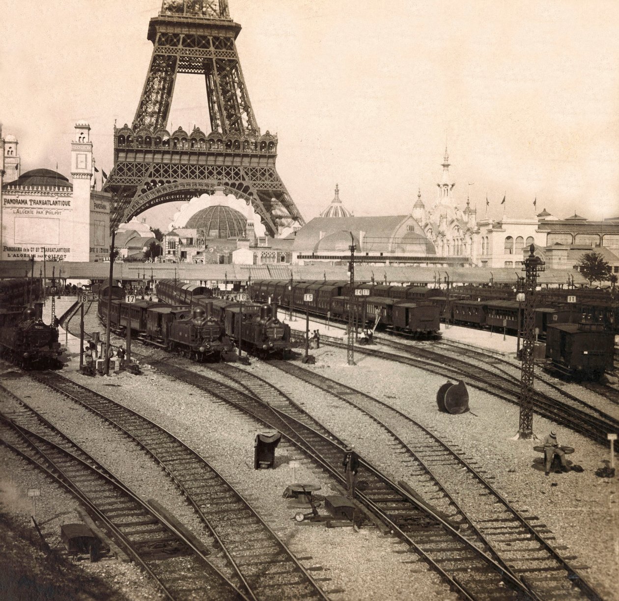 Ekspozycja uniwersalna 1900 - Exposition Universelle de 1900 w Paryżu: stacja Champs de Mars - kolekcja prywatna autorstwa Anonymous Anonymous