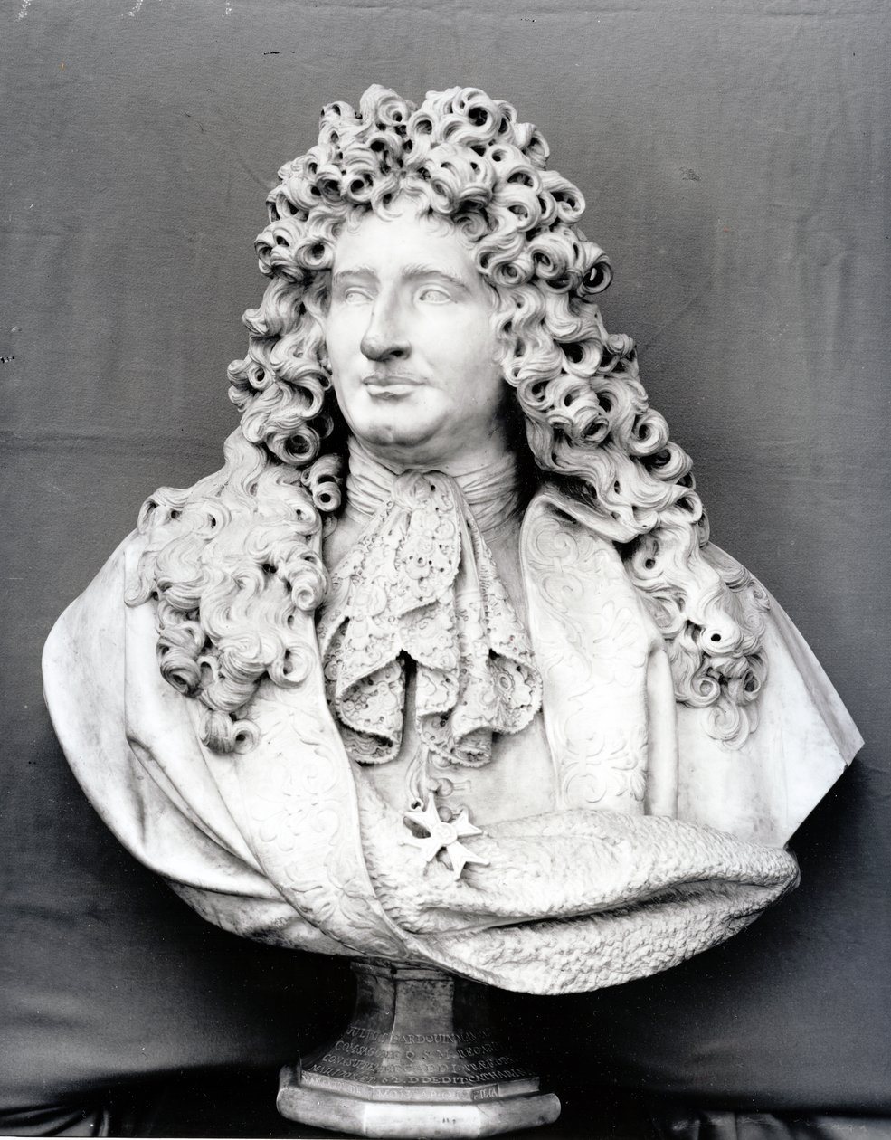 Popiersie Jules Hardouin Mansart (1646-1708) 1698 (marmur) autorstwa Antoine Coysevox