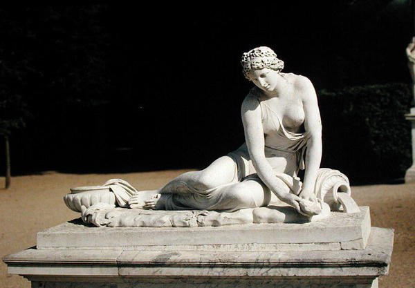 Nimfa z muszlą, z Parterre de Latone autorstwa Antoine Coysevox