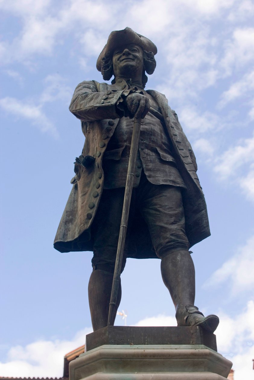 Pomnik Carlo Osvaldo Goldoniego (brąz) autorstwa Antonio Dal Zotto