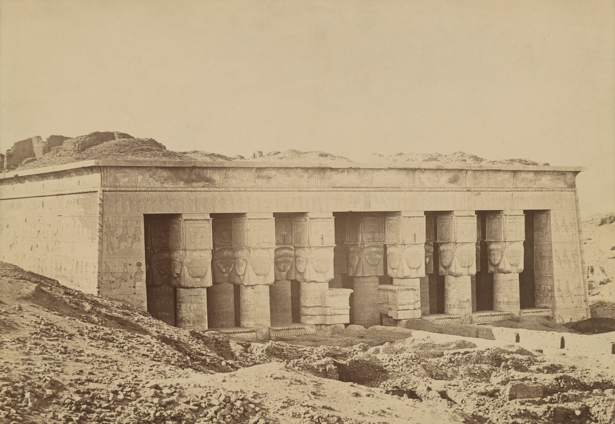 Dendera: Fasada autorstwa Antonio Beato