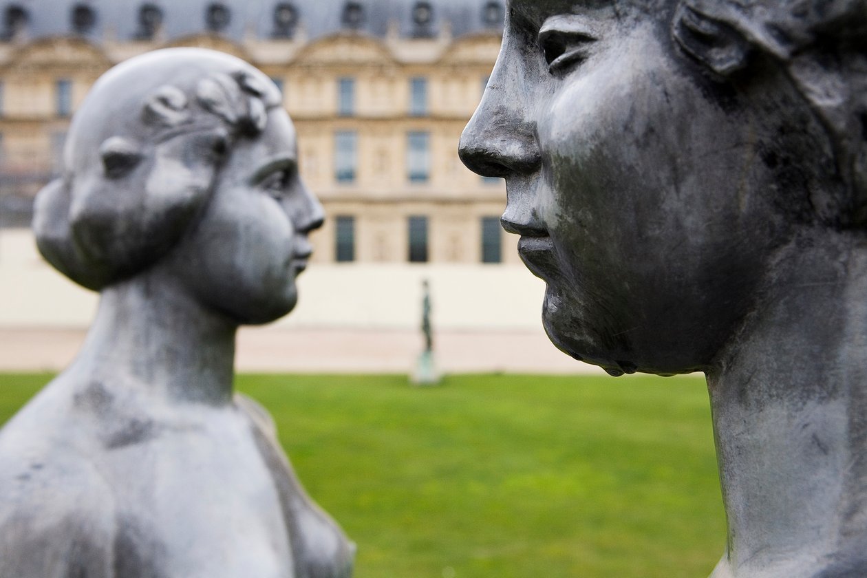 Trzy nimfy, szczegół (plomb) autorstwa Aristide Maillol