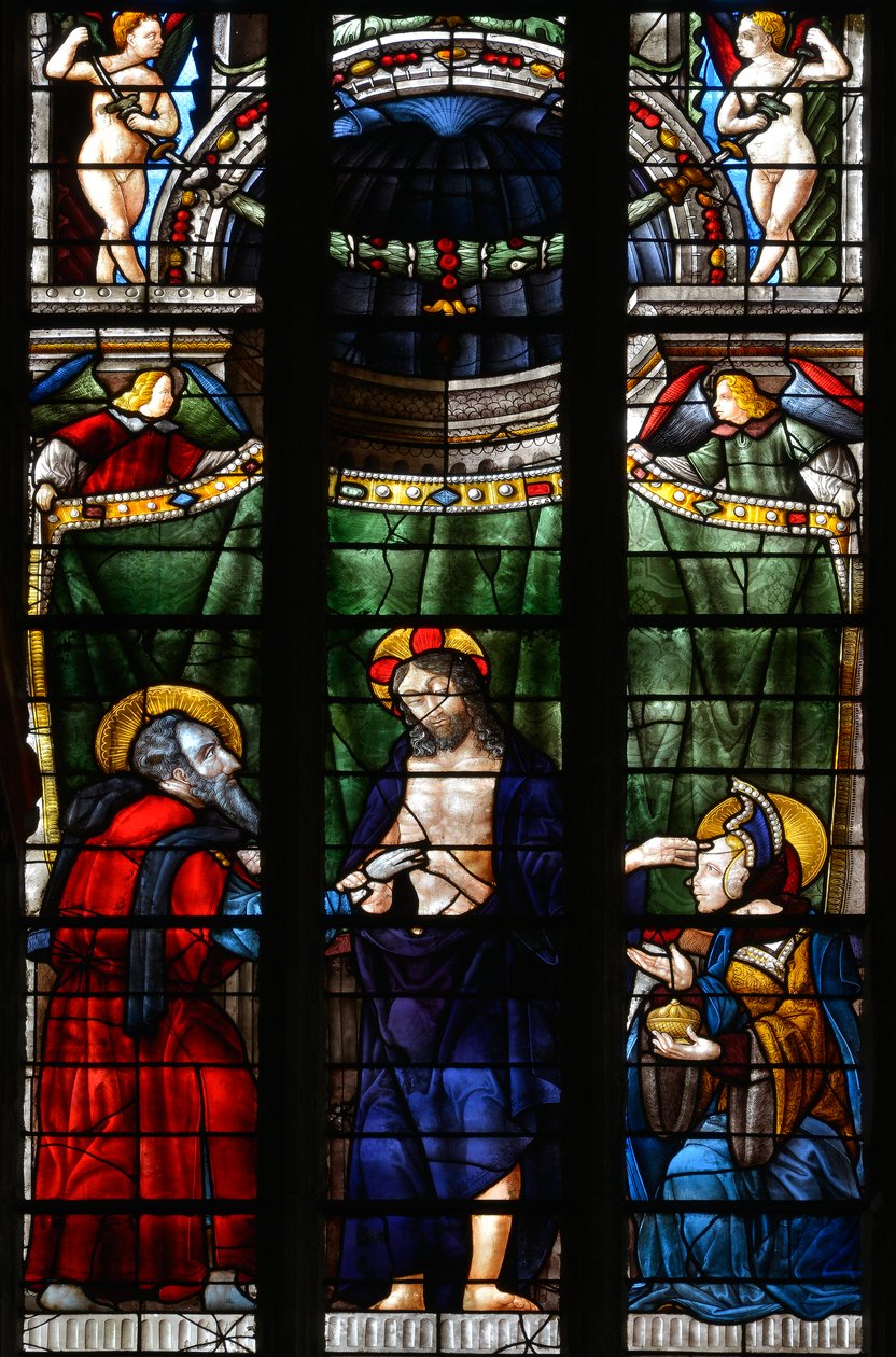 Zmartwychwstały Chrystus bierze św. Tomasza za rękę, aby zobaczył swoje rany, a drugą dotyka czoła św. Marii Magdaleny - Witraż z kaplicy Notre Dame d