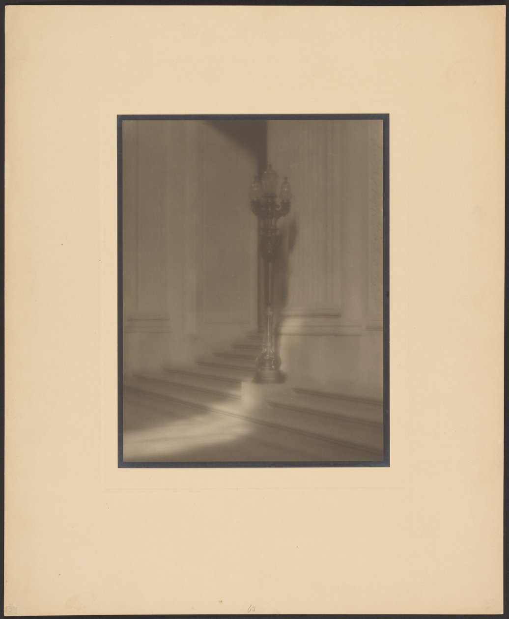 "Electrolier" San Francisco City Hall autorstwa Arthur F. Kales