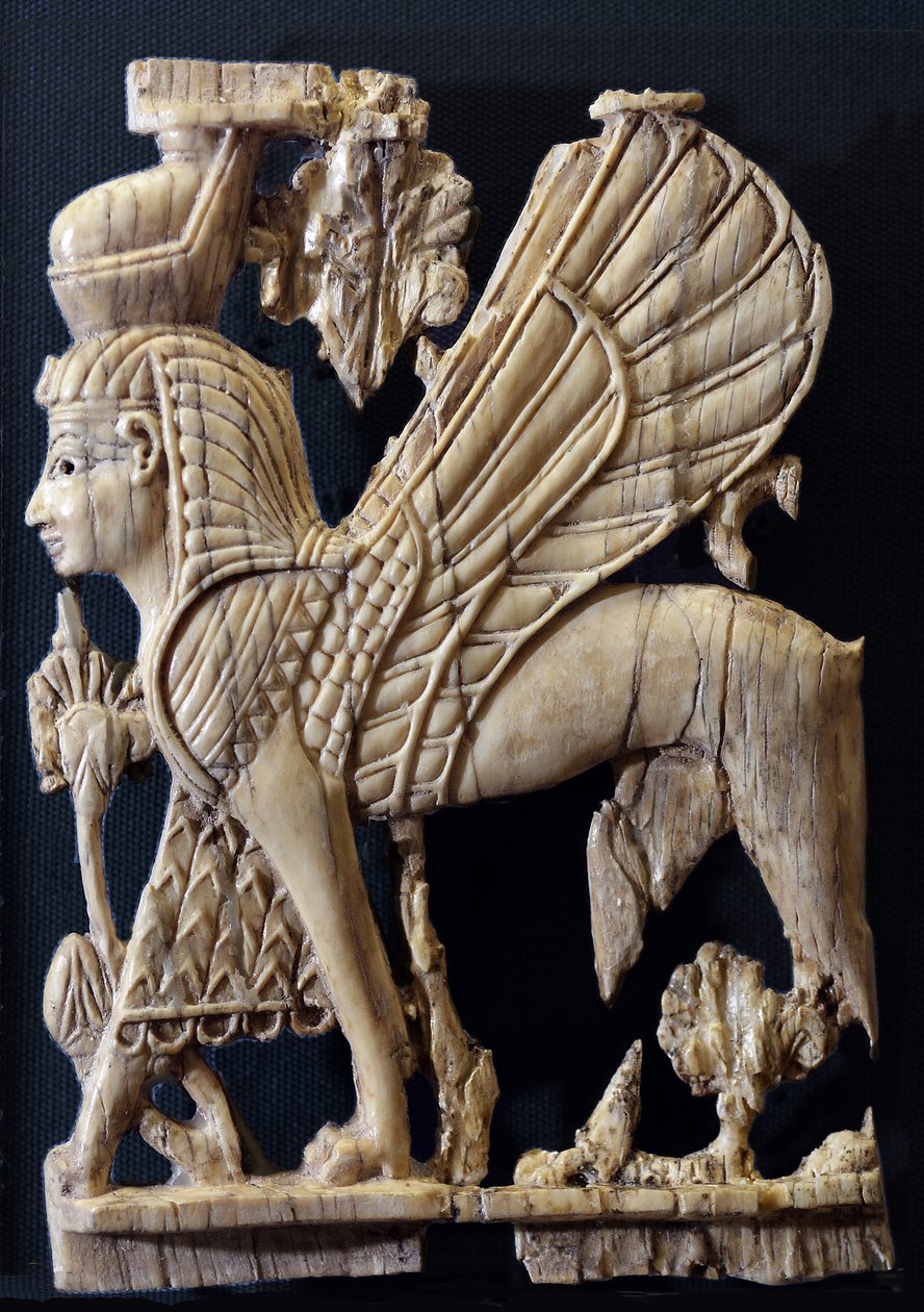 Skrzydlaty Gryf z ludzką twarzą, dekoracja mebli z kości słoniowej w stylu fenickim, Nimrud, 800-700 pne (kość słoniowa) autorstwa Assyrian