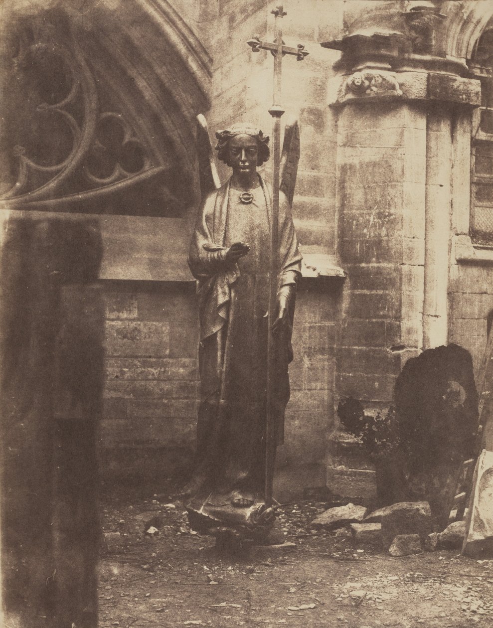 Anioł Geoffroy-Dechaume ze wschodniego szczytu Sainte-Chapelle, 1851-1853 (zdjęcie) autorstwa Auguste Mestral