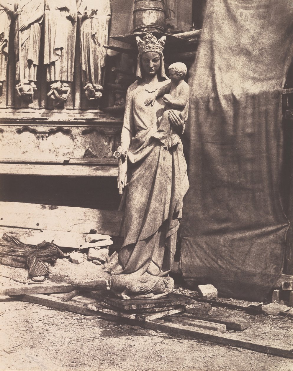 [Rzeźba Dziewicy z Dzieciątkiem, Notre Dame, Paryż], 1853-1854. autorstwa Auguste Mestral