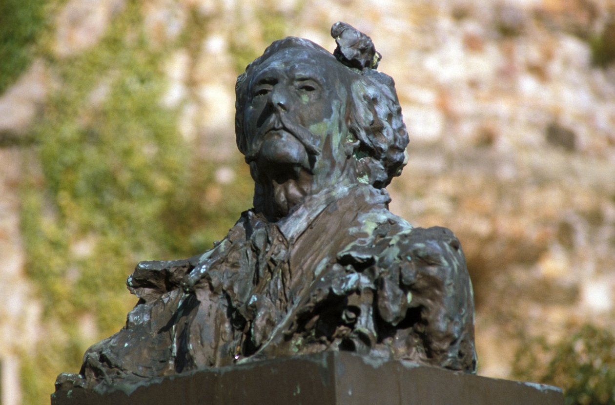 Popiersie z brązu autorstwa Jules Barbey d