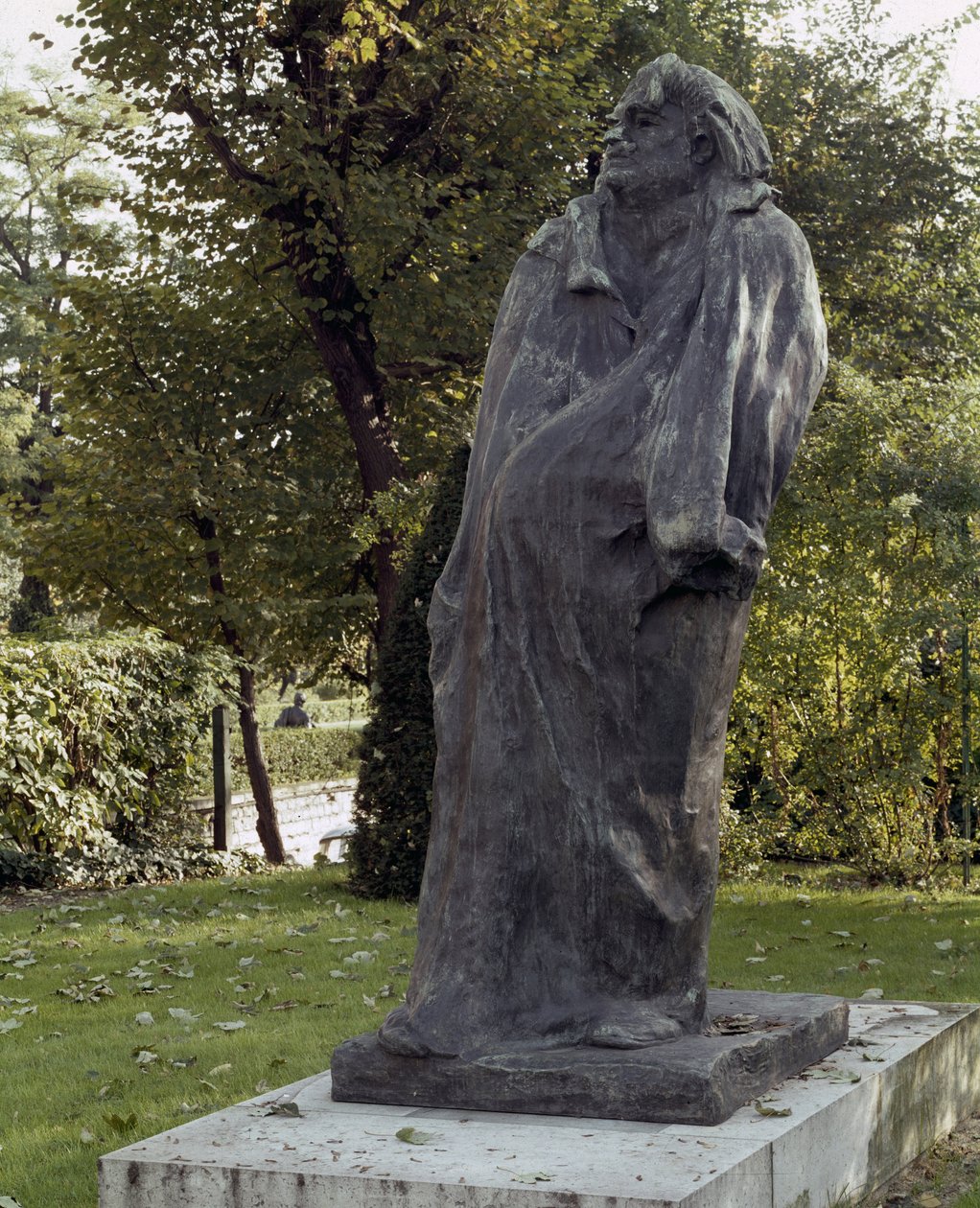 Monument Honore de Balzac (1799-1850) (rzeźba z brązu) autorstwa Auguste Rodin