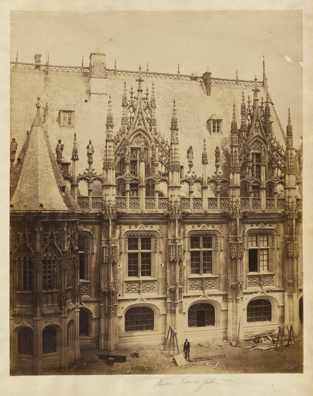 Rouen, sądy autorstwa Auguste Rosalie Bisson