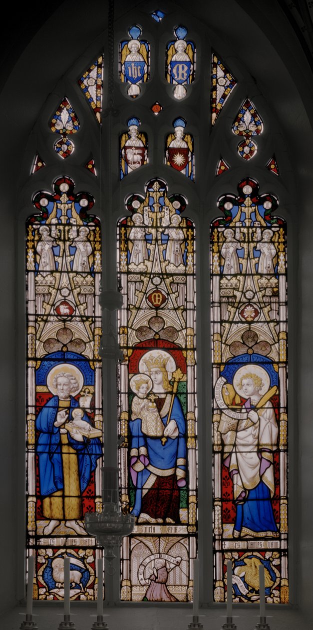 Okno apsydy ze św. Janem Chrzcicielem, Dziewicą z Dzieciątkiem i św. Janem Ewangelistą, 1841-42 autorstwa Augustus Welby Northmore Pugin