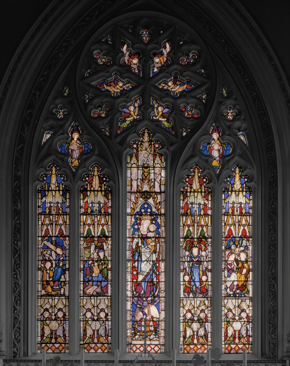 Dziewica i Chrystus ze scenami z jej życia, 1851 (witraże) autorstwa Augustus Welby Northmore Pugin