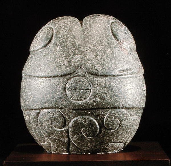 Abstrakcyjne serce, późny okres postklasyczny (kamień) autorstwa Aztec Aztec