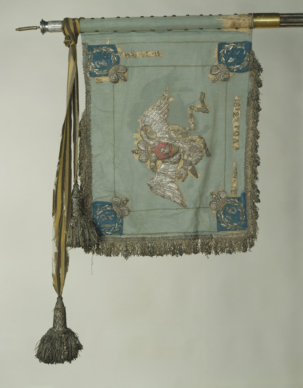 Sztandar Św. 1830 autorstwa Banners and Standards Flags