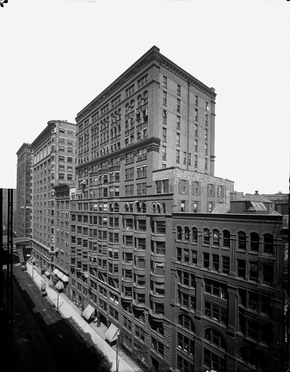 Dearborn Street na północ od Kongresu, Chicago, Illinois, USA, ok. 1905 (zdjęcie czarno-białe) autorstwa Barnes and Crosby