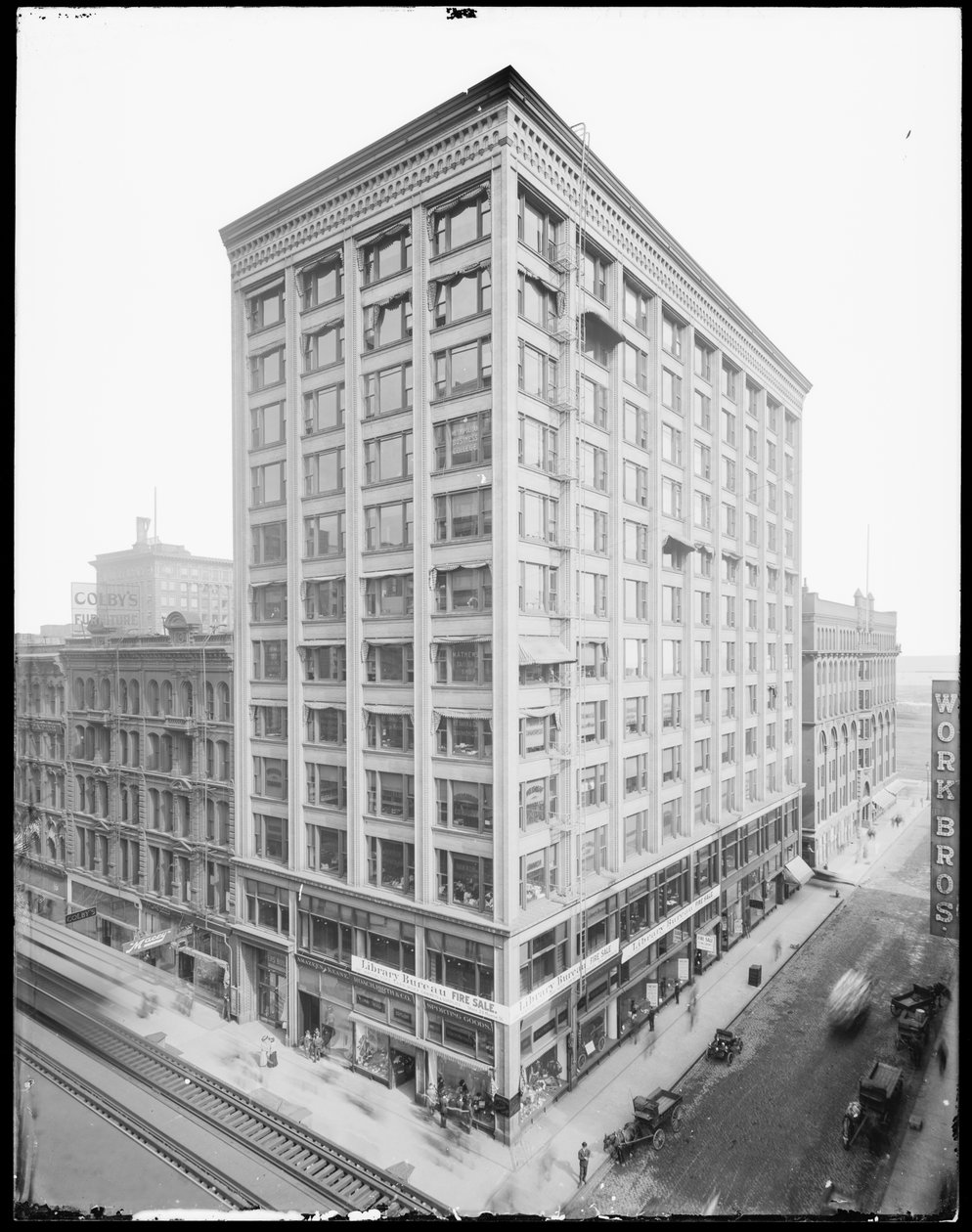Powers Building, Chicago, Illinois, USA, ok. 1903 (zdjęcie czarno-białe) autorstwa Barnes and Crosby