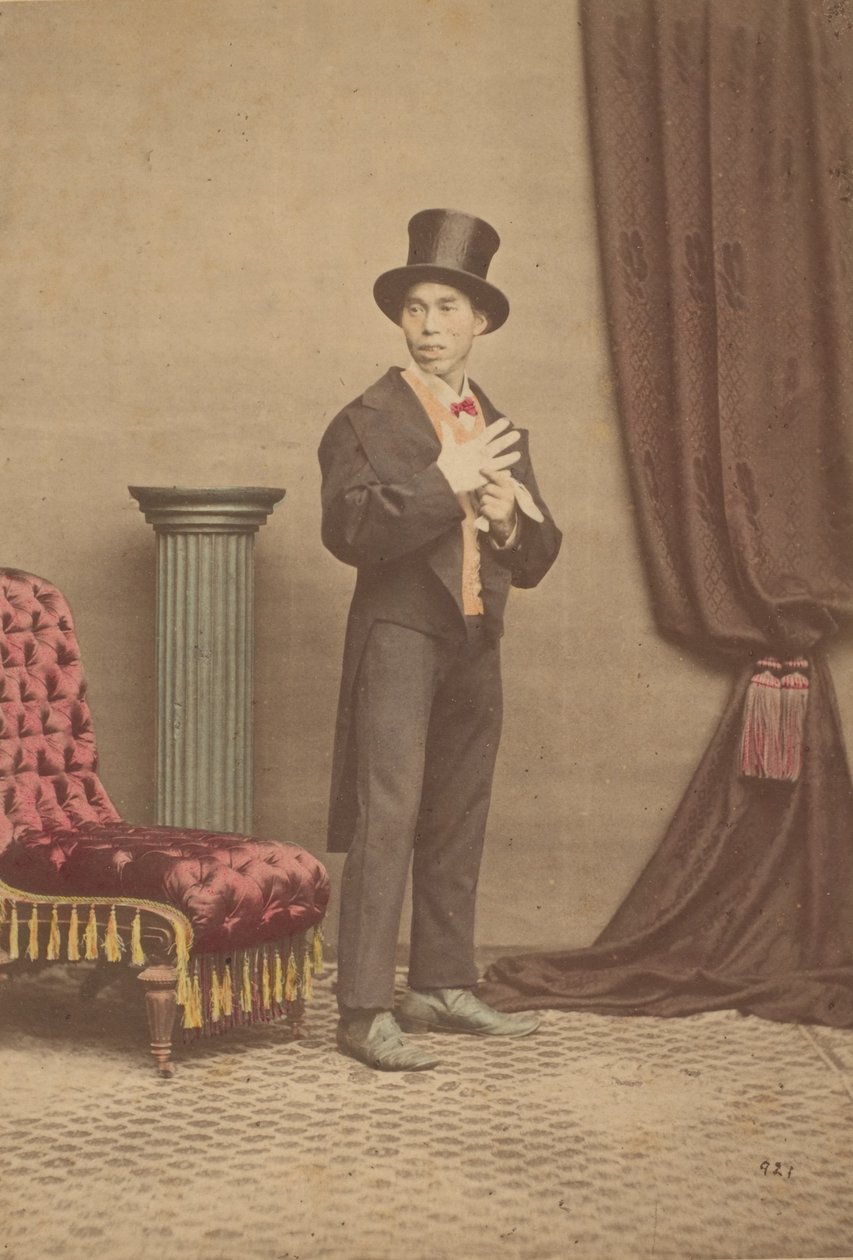 [Portret studyjny Japończyka w stroju zachodnim], lata 80. XIX wieku. autorstwa Baron Raimund von Stillfried