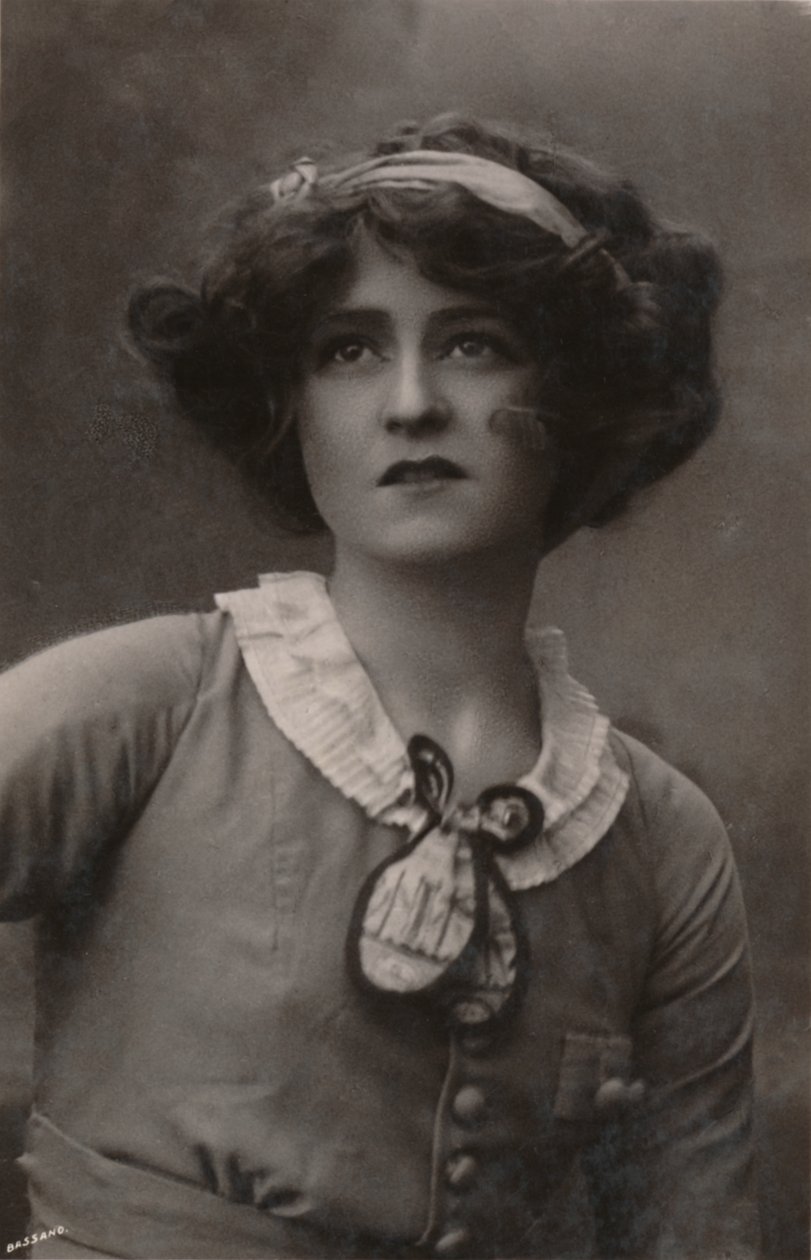 „Panna Gabrielle Ray, 1883-1973, jako Daisy w Dolarowej Księżniczce”, ok. 1930. autorstwa Bassano Ltd